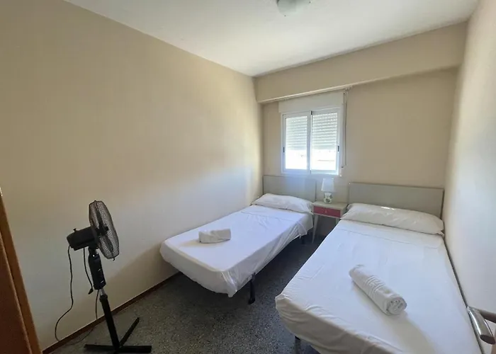 דירה Seafront Old Town בנידורם